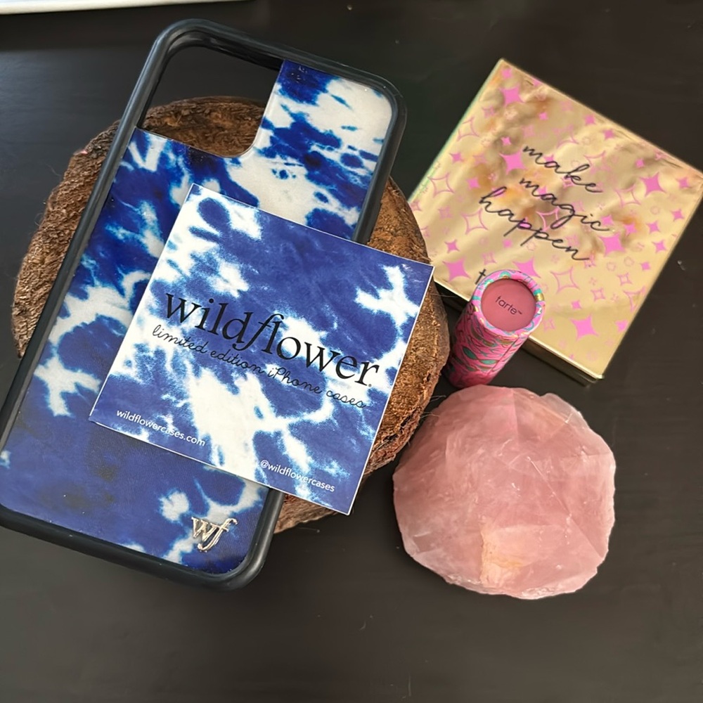 Wildflower iPhone 12/12 pro Case